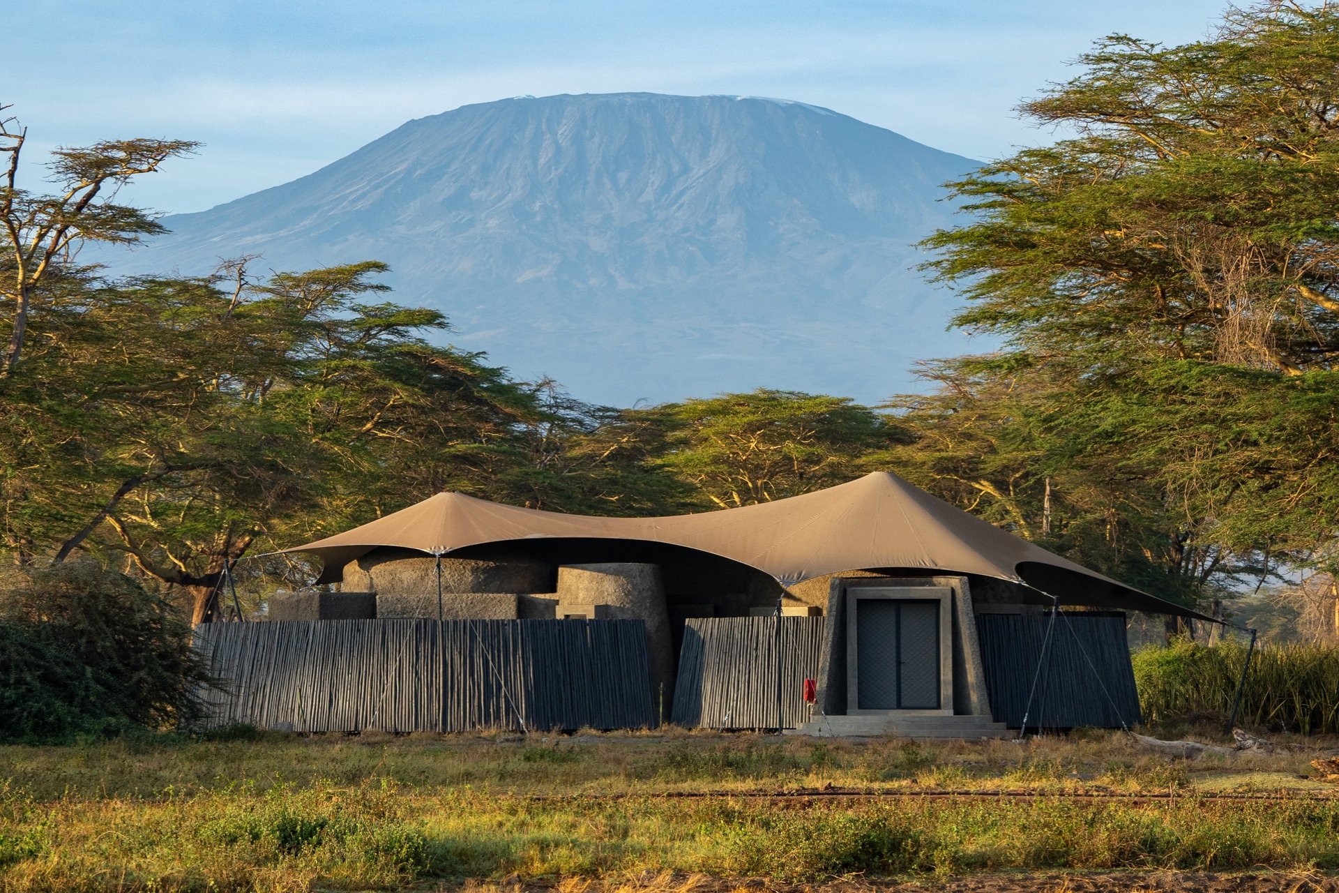 Curved forms shaped to echo Mount Kilimanjaro
