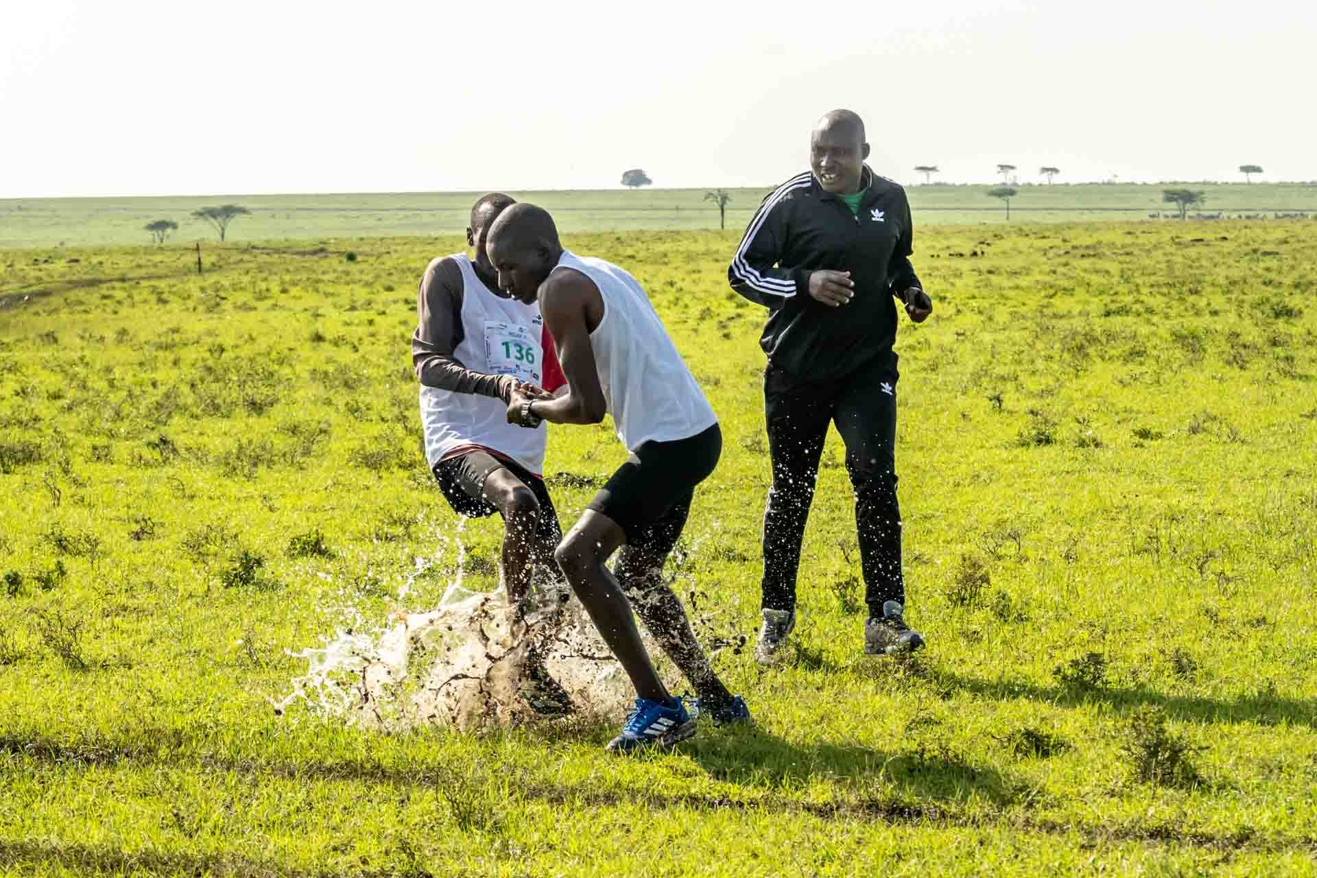 The baton is passed to Elkana in less-than-ideal conditions 