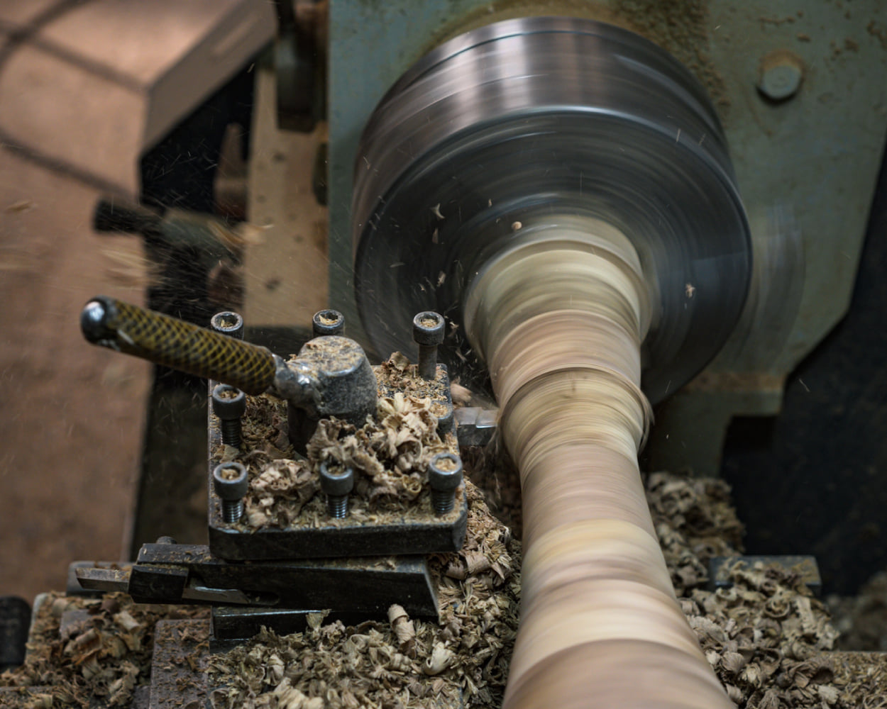 Spinning scraps into gorgeous lamp bases