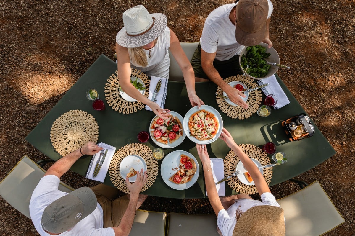 Pizza in the Tortilis Forest