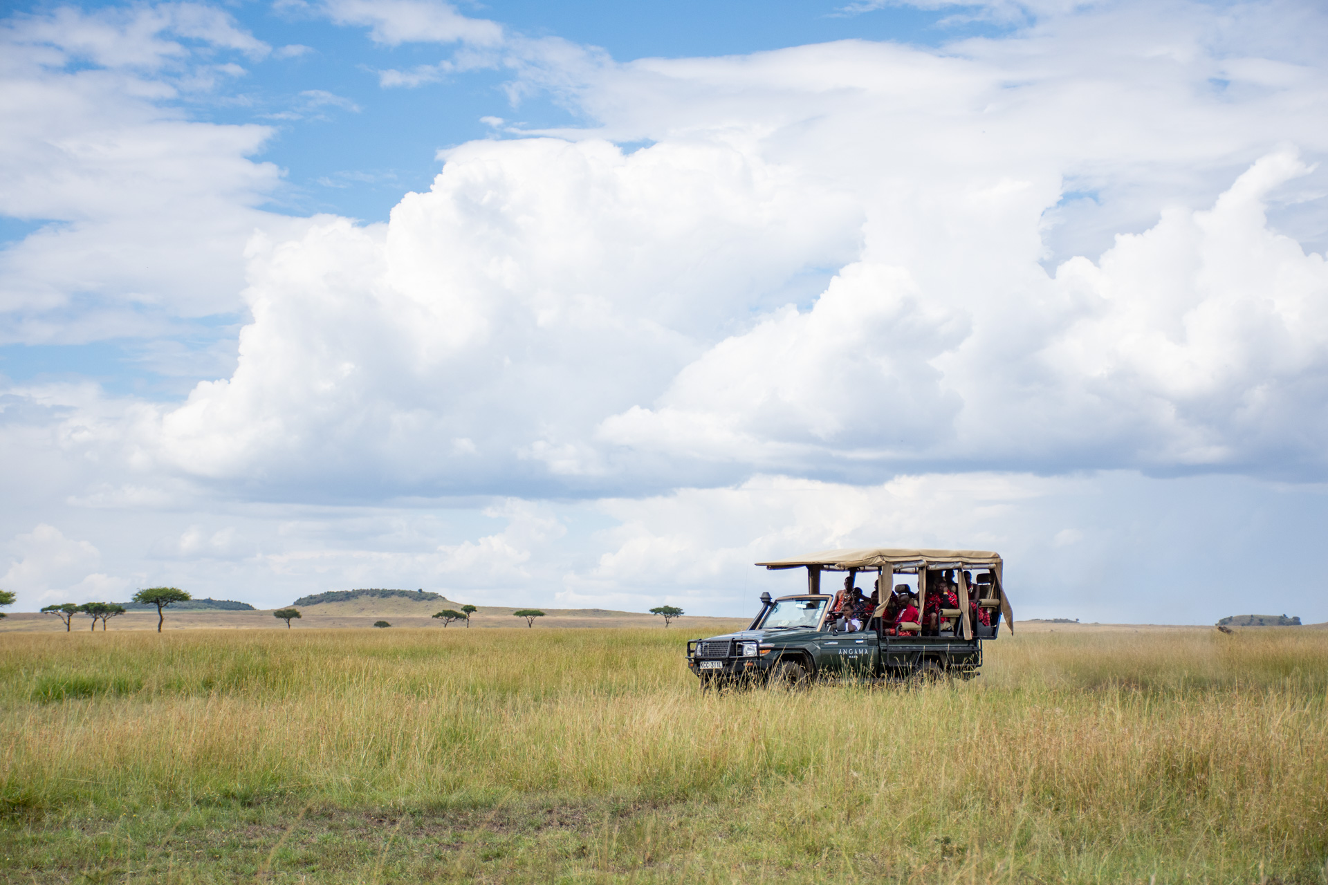 Angama Safari vehicle on the mara