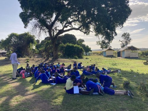 The classroom: sititng in the shade of this big tree whenever possible