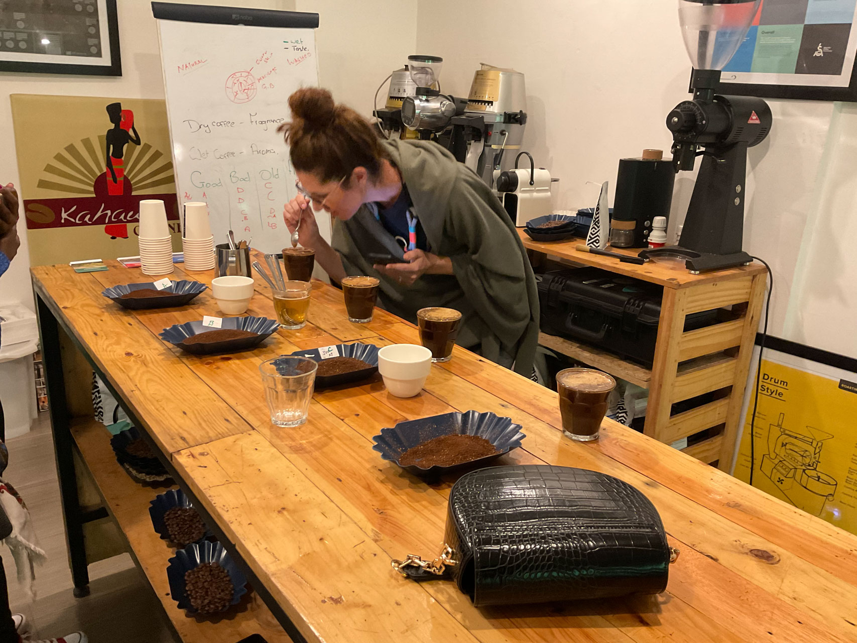 Alison starts with the coffee test (Wanja was still to come) 